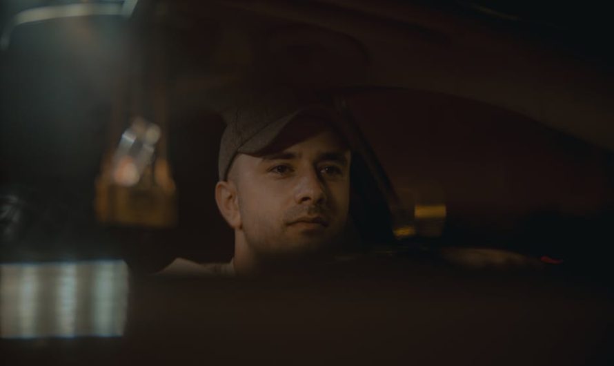 Best Chauffeur Driven Business Car Service for Company Meetings in Downtown Miami