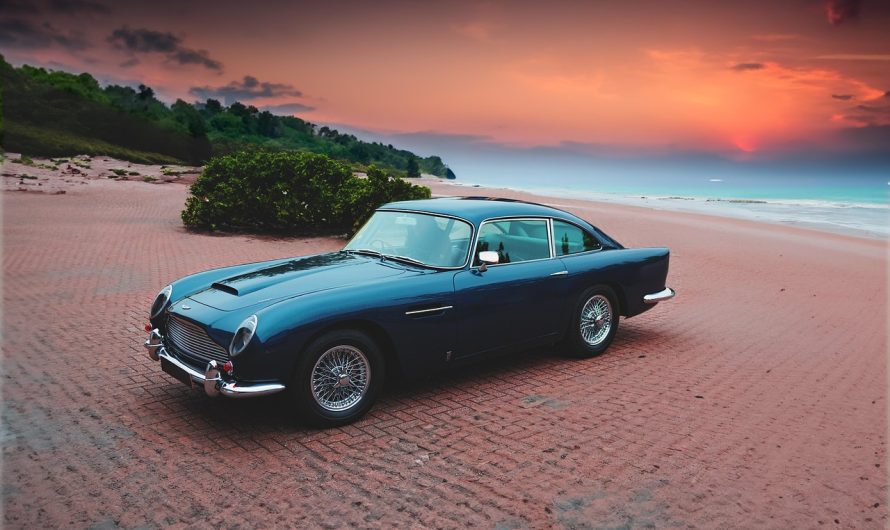 Luxury Transportation for Seniors in Miami