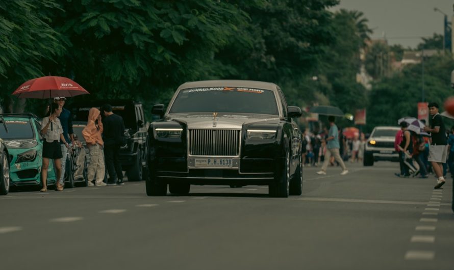 Luxury Car Service for Cruise Port Transfer in Miami Beach